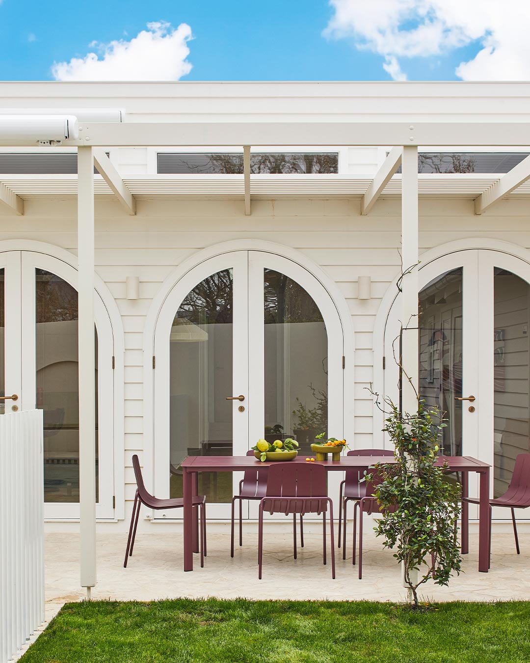 OUTDOOR-BEP - Fenton & Fenton