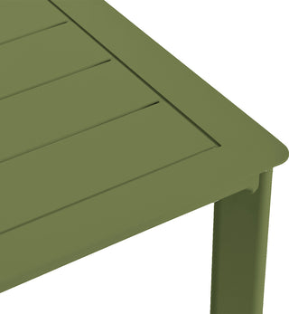 Sundowner Dining Table in Palm