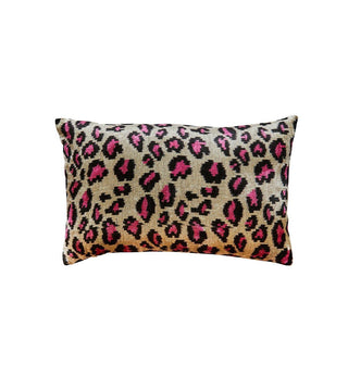 Zulta Cushion in Savannah
