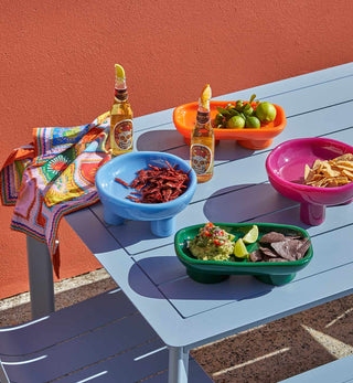 chunkito-bowl-in-cornflower-tabletop-2_d084e6ab-8107-418e-a29f-bb7e3fae2c6f - Fenton & Fenton