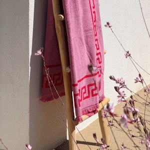 Olympia Bath Sheet / Beach Towel In Rosa